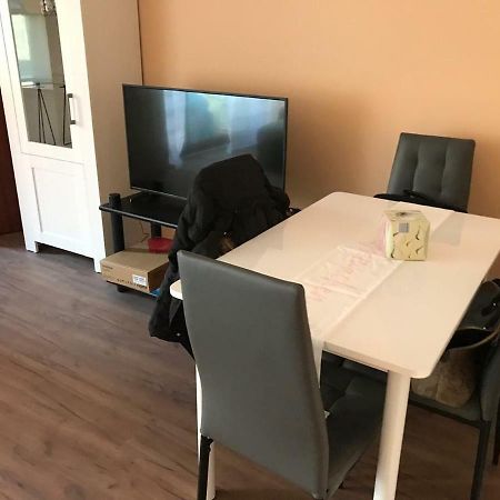 Central-Apartment-Adria Saarbrücken Esterno foto